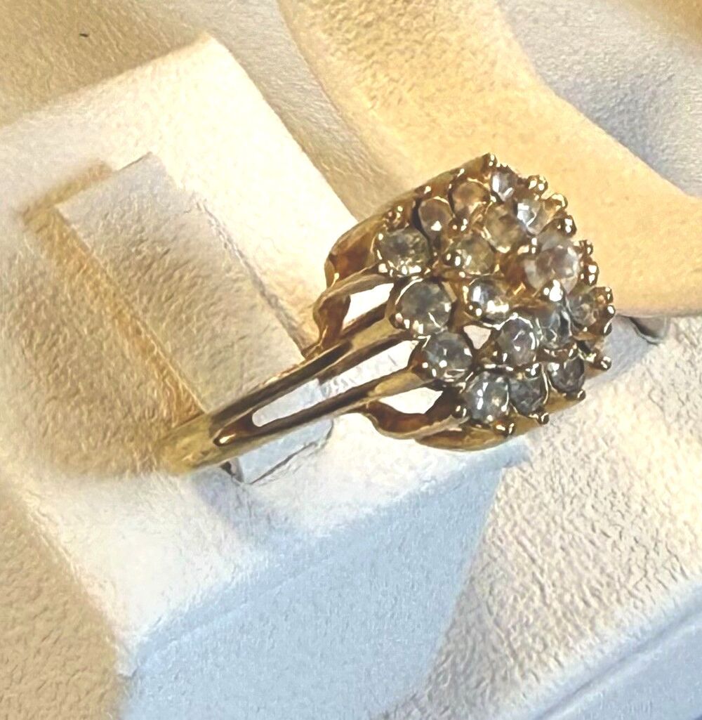 Vintage 18K HGE Rhinestone Tiered Cluster Cocktail Ring 9 - Picture 4 of 9